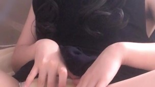 脇毛も陰毛もボーボーの素人♡オナニーで喘ぎまくりながらイっちゃう♡【個人撮影】